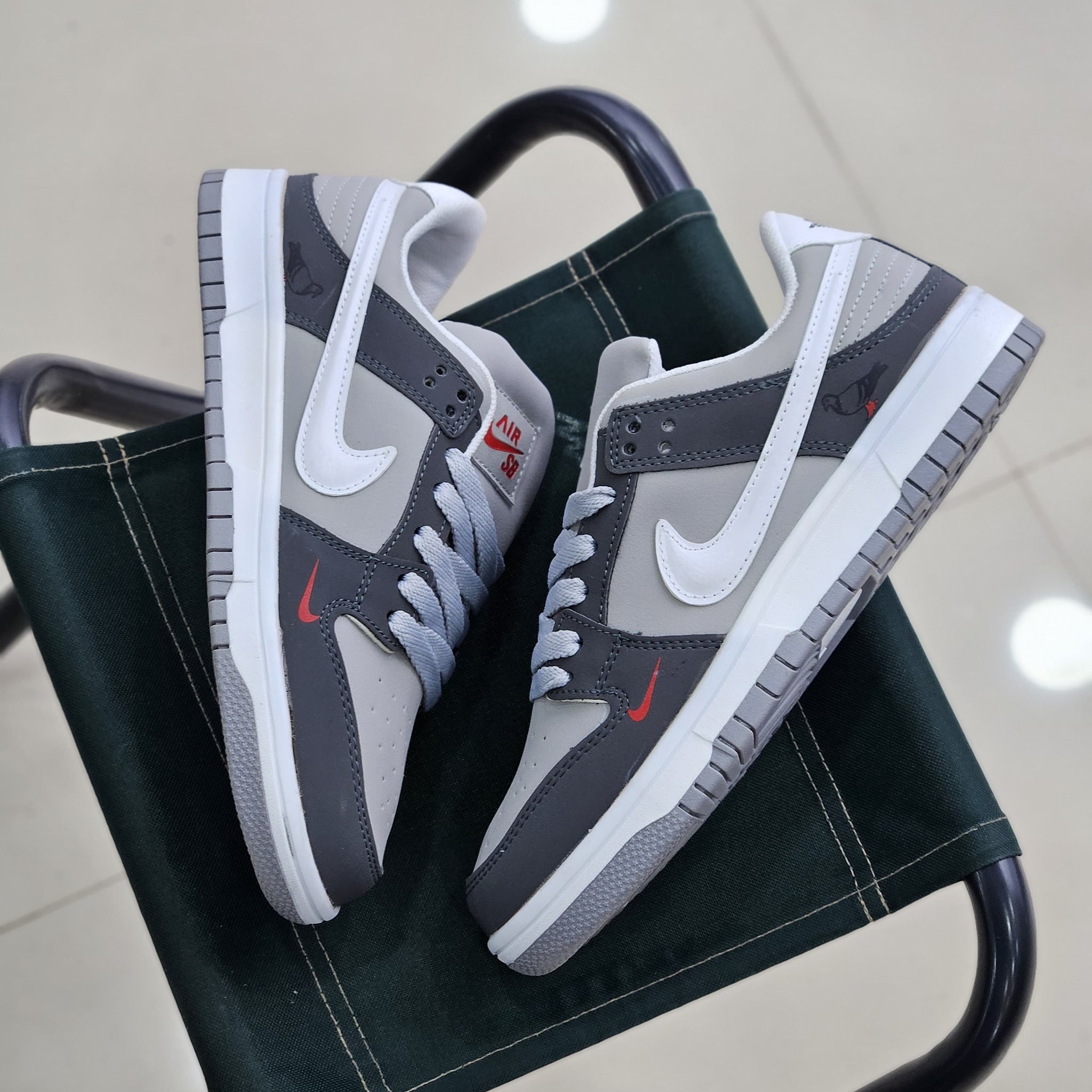IMPORTED NIKE DUNK